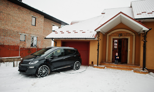 Avantage d installer une borne de rechage voiture electrique dans sa maison