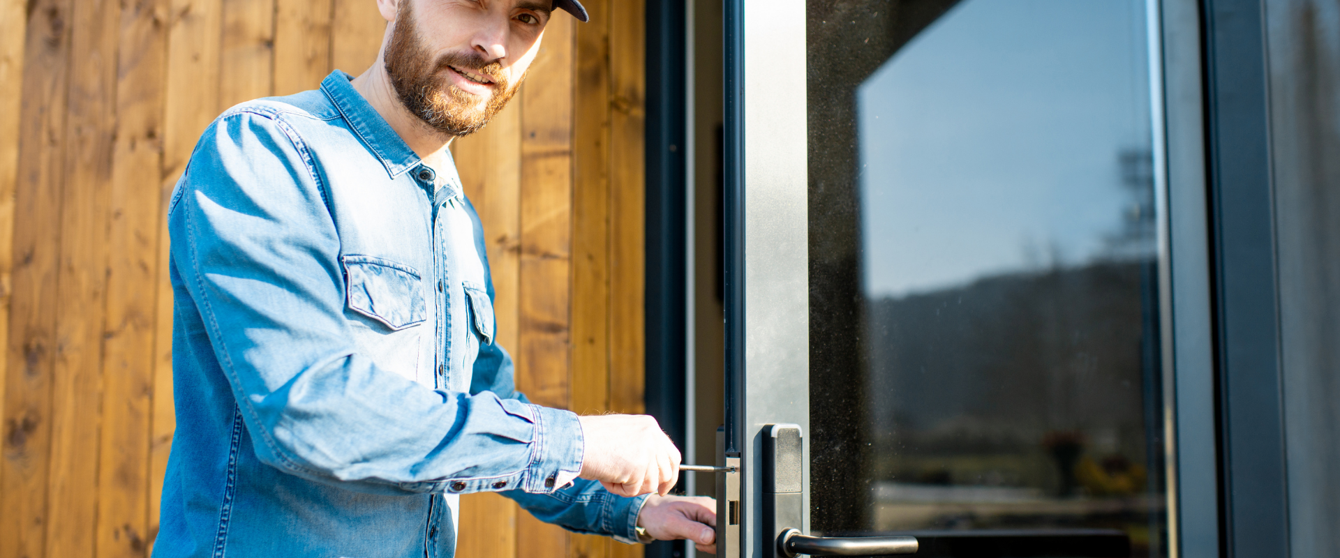 Changer la serrure sur une porte pvc