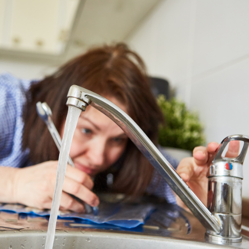 Comment faire le remplacement d'un robinet ou mitigeur ?